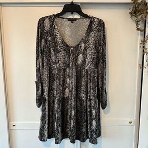Black & White Snakeskin Patterned Dress